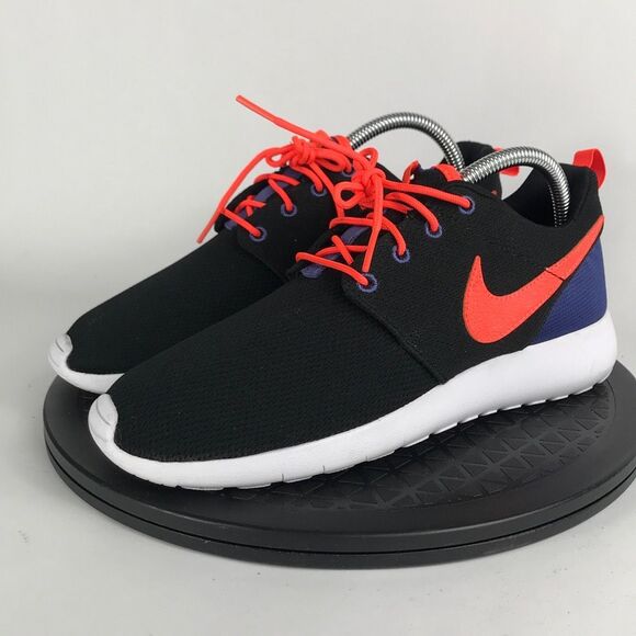Nike Roshe One Black Athletic Running Shoes 599728-029 Women’s Size 8.5 (7Y) - Picture 1 of 12